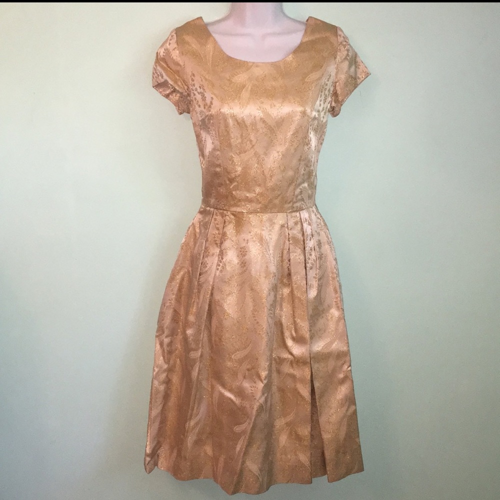 👑 Vintage 60’s Metallic Gold Brocade Party Dress size Small
